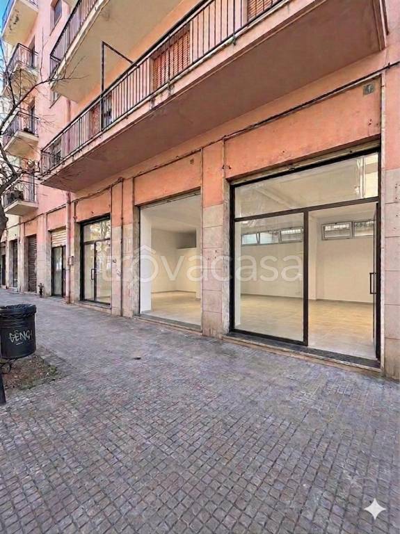 negozio in vendita a Sassari in zona Centro Storico