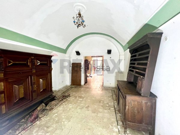 locale commerciale in vendita a Sassari in zona Centro Storico