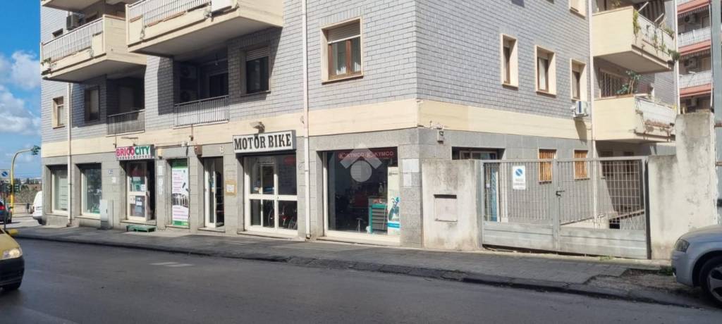 locale commerciale in vendita a Sassari in zona Monte Rosello