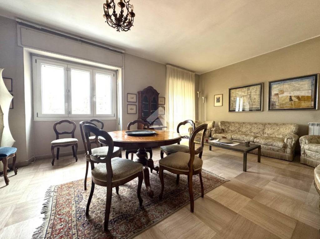 appartamento in vendita a Sassari in zona Centro Storico