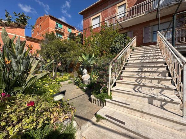 appartamento in vendita a Sassari in zona Li Punti