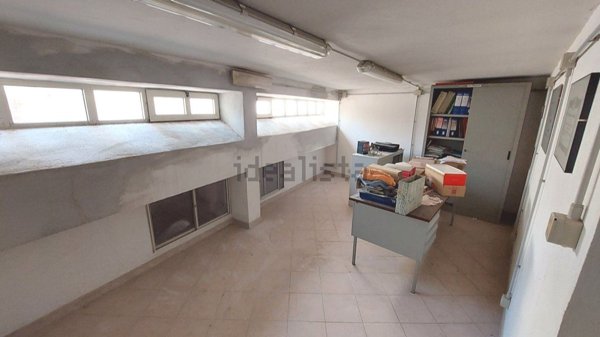 locale commerciale in vendita a Sassari in zona Centro Storico