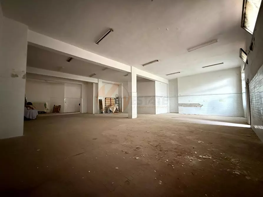 negozio in vendita a Sassari in zona Monte Rosello