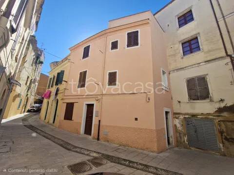 appartamento in vendita a Sassari in zona Centro Storico