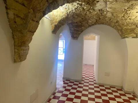 negozio in vendita a Sassari in zona Centro Storico