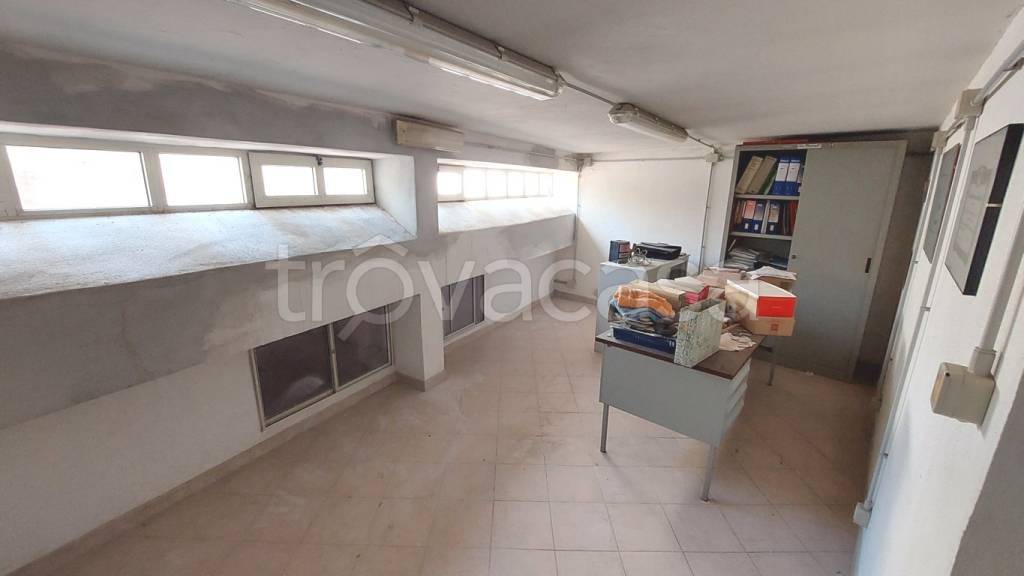 negozio in vendita a Sassari in zona Centro Storico