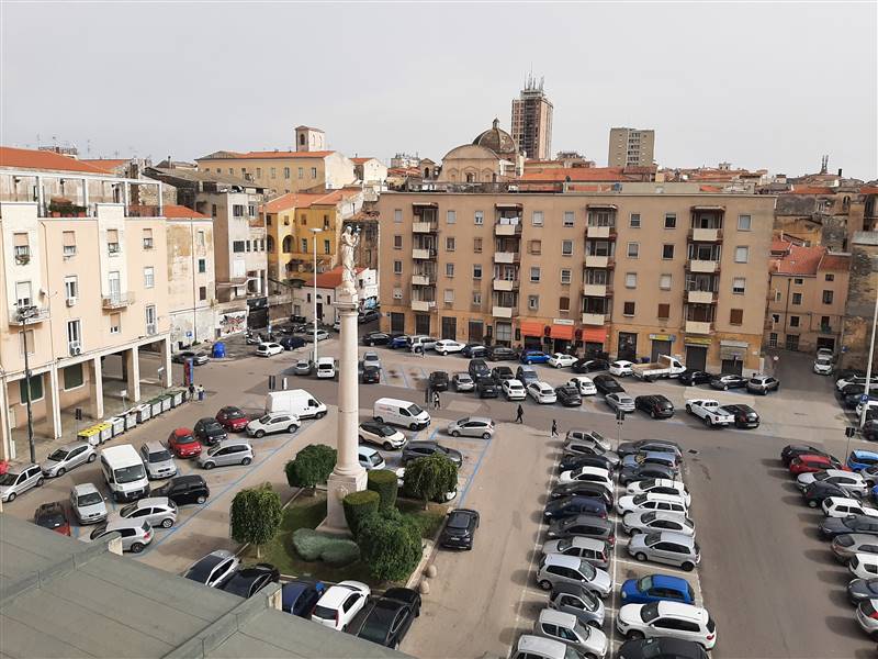 appartamento in vendita a Sassari in zona Centro Storico