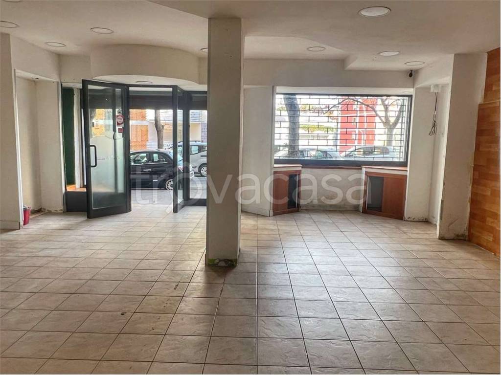 negozio in vendita a Sassari in zona Centro Storico