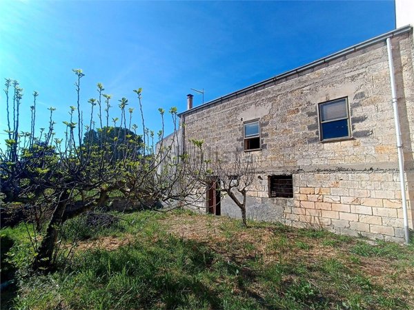 casa indipendente in vendita a Sassari