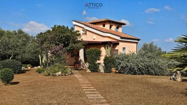 casa indipendente in vendita a Sassari in zona La Landrigga