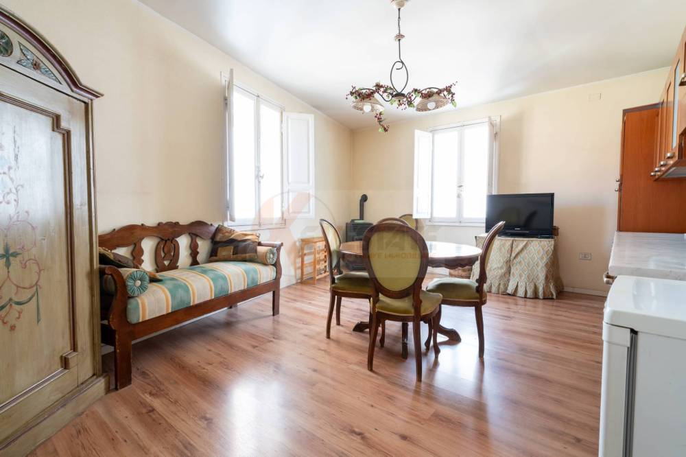 appartamento in vendita a Sassari in zona Centro Storico