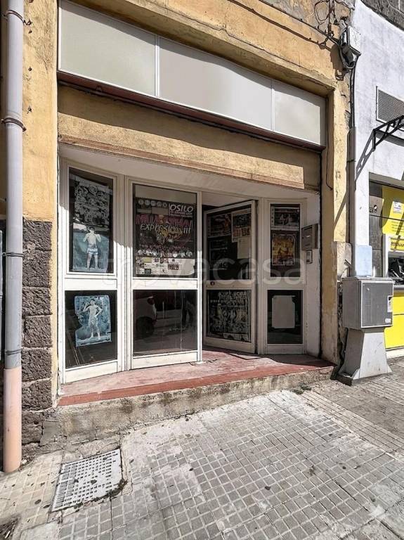 negozio in vendita a Sassari in zona Monte Rosello