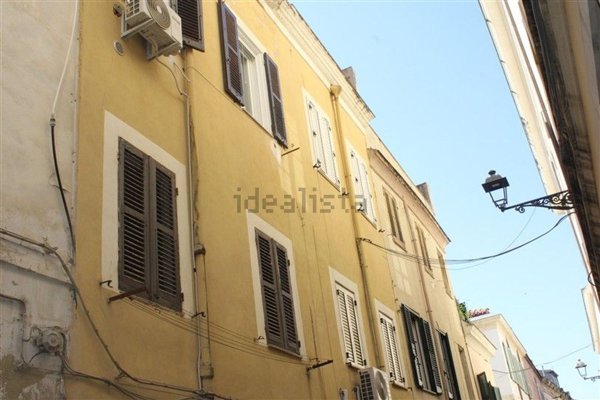 casa indipendente in vendita a Sassari in zona Centro Storico