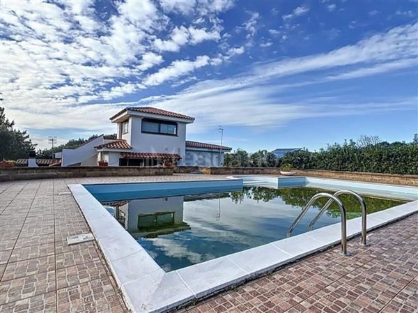 casa indipendente in vendita a Sassari in zona Filigheddu