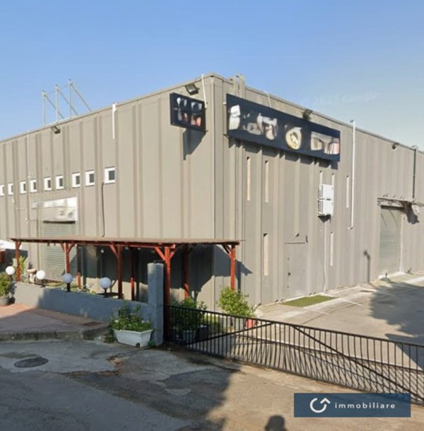 locale commerciale in vendita a Sassari in zona Predda Niedda