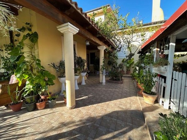 casa indipendente in vendita a Sassari in zona Li Punti