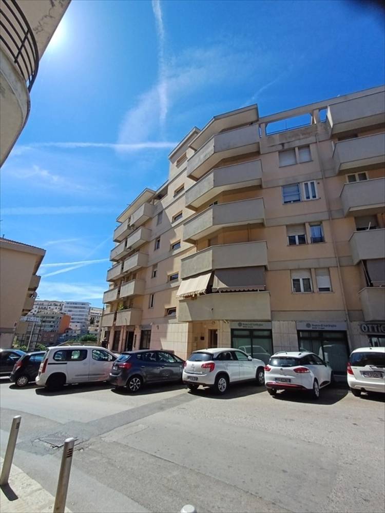 appartamento in vendita a Sassari in zona Centro Storico