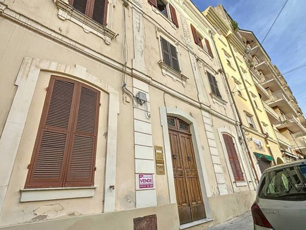 appartamento in vendita a Sassari in zona Centro Storico