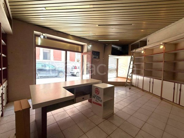 negozio in vendita a Sassari in zona Centro Storico