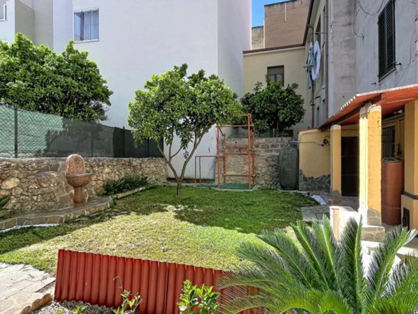 appartamento in vendita a Sassari in zona Centro Storico