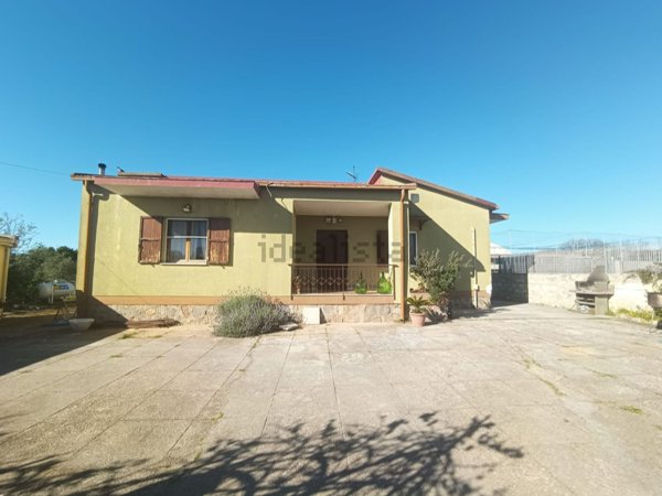 casa indipendente in vendita a Sassari in zona Sant'Orsola / Zuari