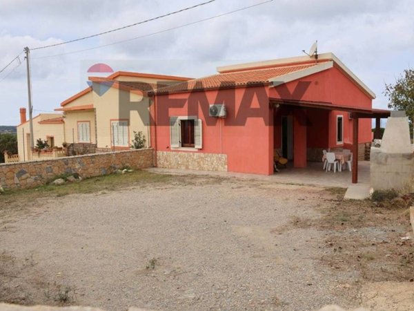 casa indipendente in vendita a Sassari in zona Centro Storico