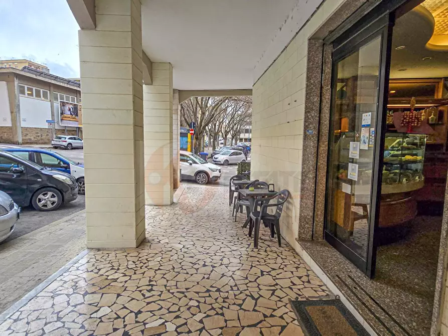 locale commerciale in vendita a Sassari