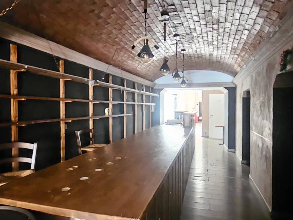 negozio in vendita a Sassari in zona Centro Storico