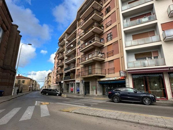 appartamento in vendita a Sassari in zona Centro Storico