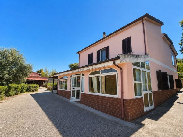 casa indipendente in vendita a Sassari in zona Filigheddu