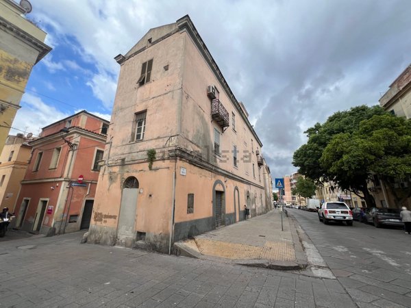 appartamento in vendita a Sassari in zona Centro Storico