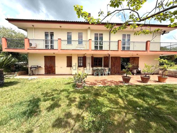 casa indipendente in vendita a Sassari