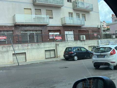 negozio in vendita a Sassari in zona Luna e Sole / Prunizzedda