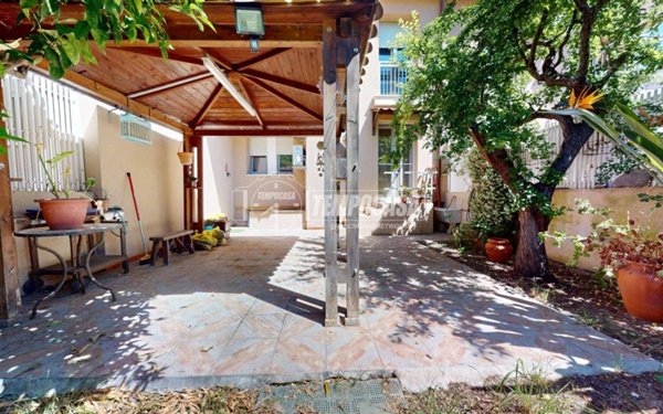 casa indipendente in vendita a Sassari in zona Li Punti
