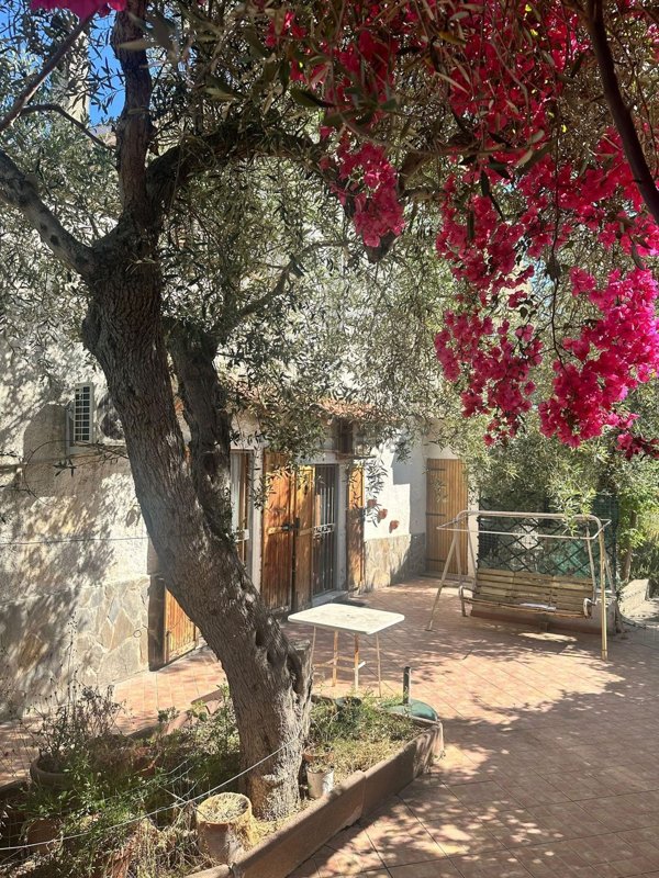 casa indipendente in vendita a Sassari in zona Li Punti