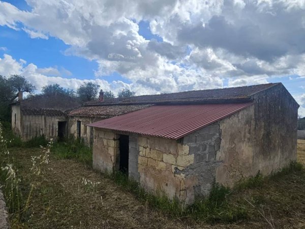 casa indipendente in vendita a Sassari in zona Latte Dolce