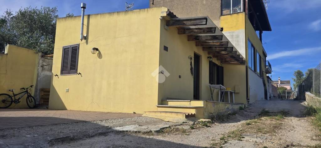 casa indipendente in vendita a Sassari in zona Ottava