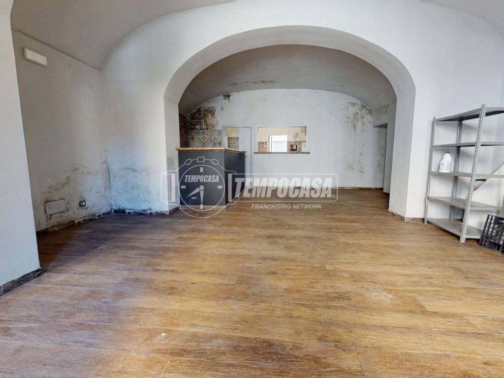 negozio in vendita a Sassari in zona Centro Storico