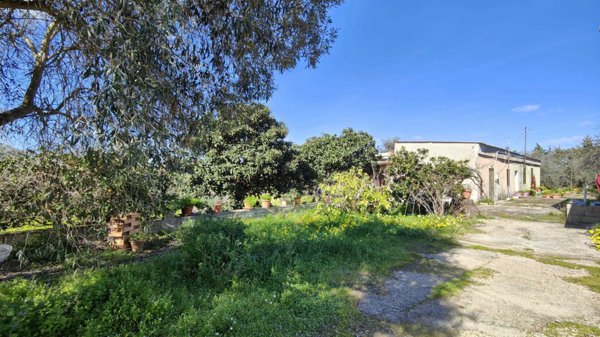 casa indipendente in vendita a Sassari in zona La Landrigga