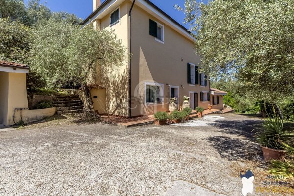 casa indipendente in vendita a Sassari in zona San Giovanni