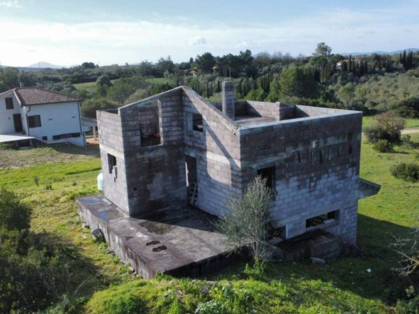 casa indipendente in vendita a Sassari in zona Caniga