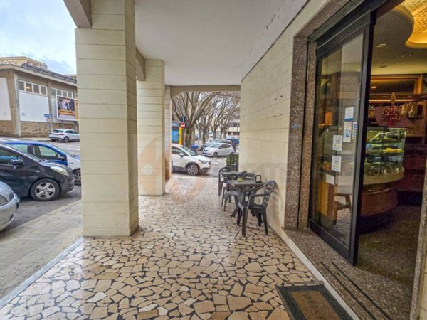 negozio in vendita a Sassari in zona Centro Storico