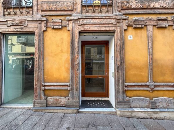 locale commerciale in vendita a Sassari in zona Centro Storico
