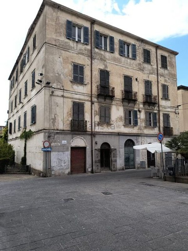 appartamento in vendita a Sassari in zona Centro Storico