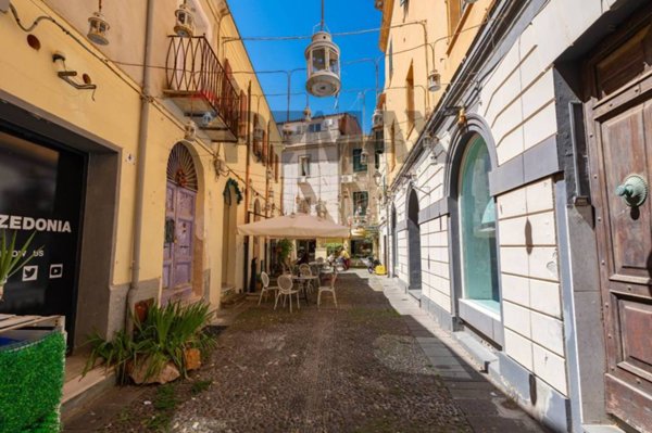 appartamento in vendita a Sassari in zona Centro Storico