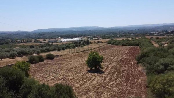 terreno in vendita a Sassari in zona Caniga