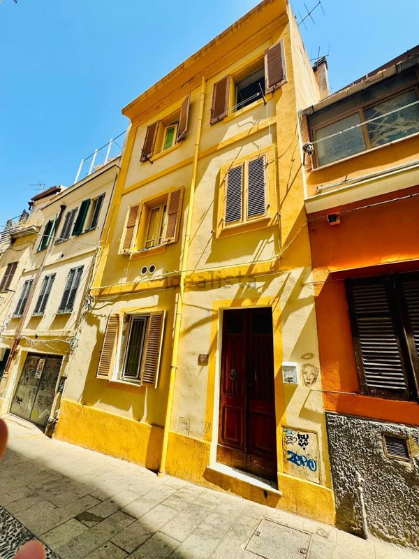 appartamento in vendita a Sassari in zona Centro Storico