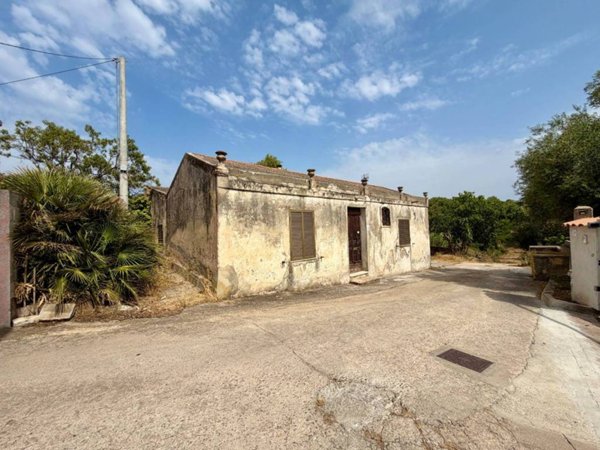 casa indipendente in vendita a Sassari in zona Li Punti