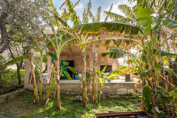 casa indipendente in vendita a Sassari in zona La Landrigga