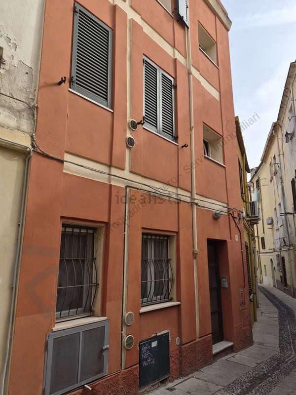 appartamento in vendita a Sassari in zona Centro Storico